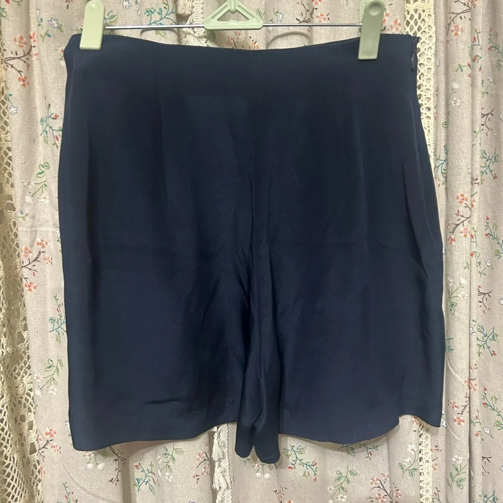 Lilysilk Midnight Blue High Waisted 100% Mulberry Silk Shorts Size 4 - Picture 7 of 7